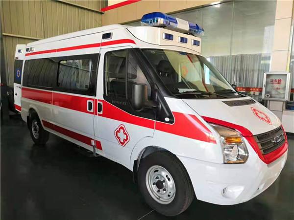 阿合奇县福特V362救护车